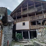 בית נופש Ca' Scocc, Antica Casa Di Montagna In Valsesia *